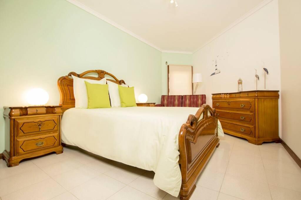 Casa Dos Farois Garagem Gratuito Praia Da Barra กาฟันญา ดา นาซาเร ภายนอก รูปภาพ